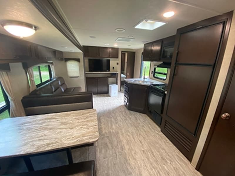 RV Rental with Bunks-3